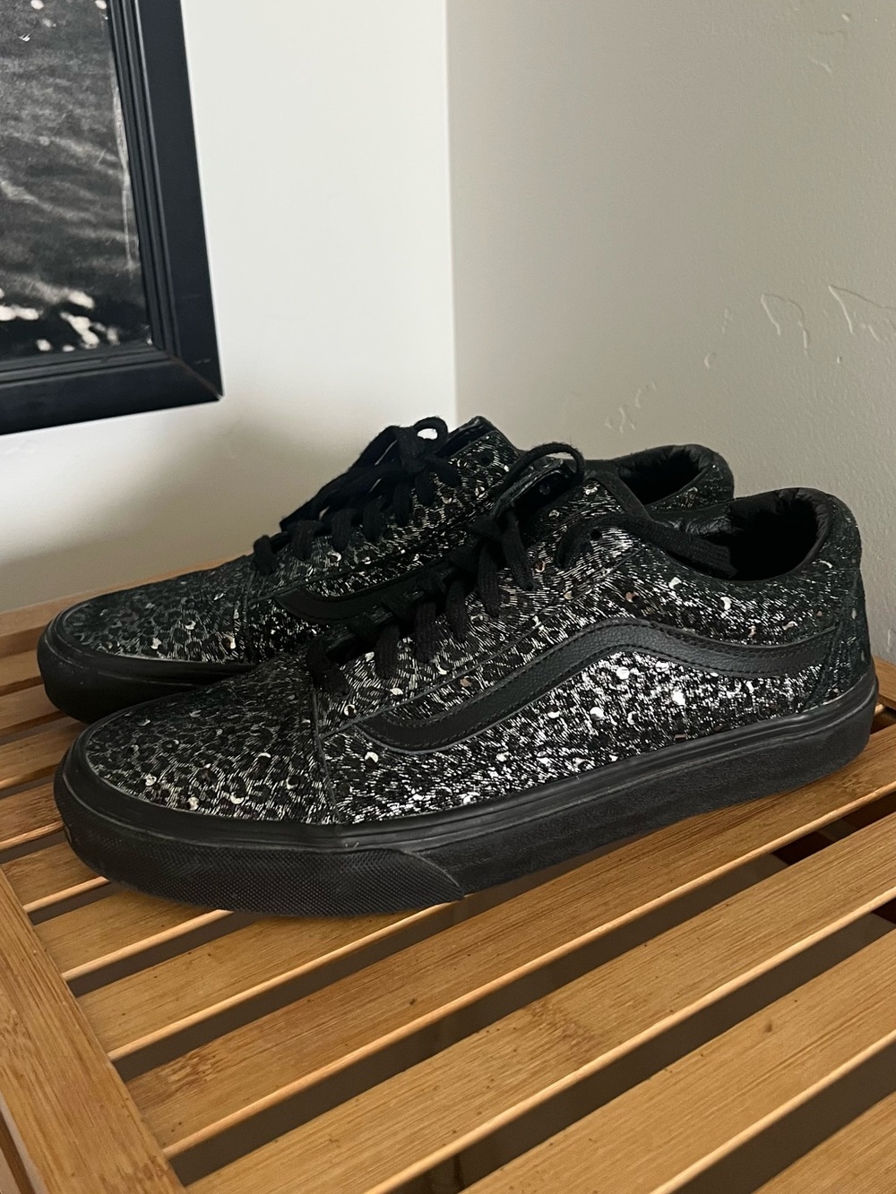 Vans Old Skool Black Marble Pattern Low-Top Sneakers, size M8, W9.5